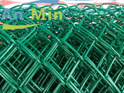 PVC/PE Coated Chain Link Fence Vs Galvanized Chain Link Fence: Selection Guide